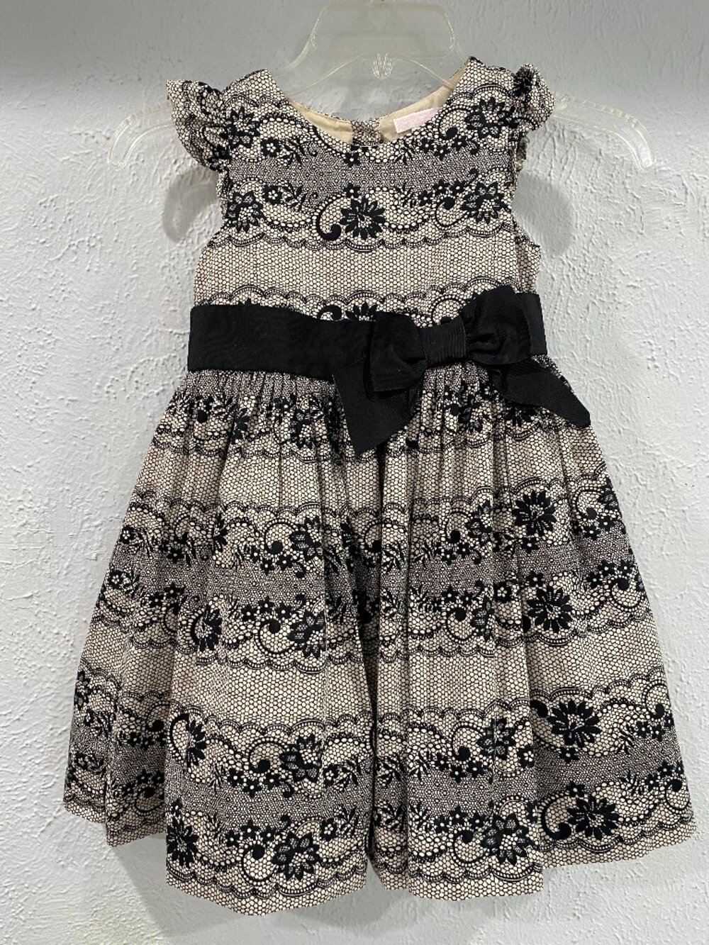 Janie and Jack, girl's size 4 beige and black party dress lace print and bow EUC